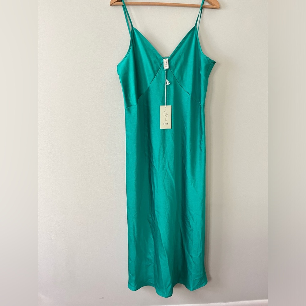 NWT Silky Green Joie dress Size L